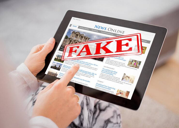 fake news 746318 3498